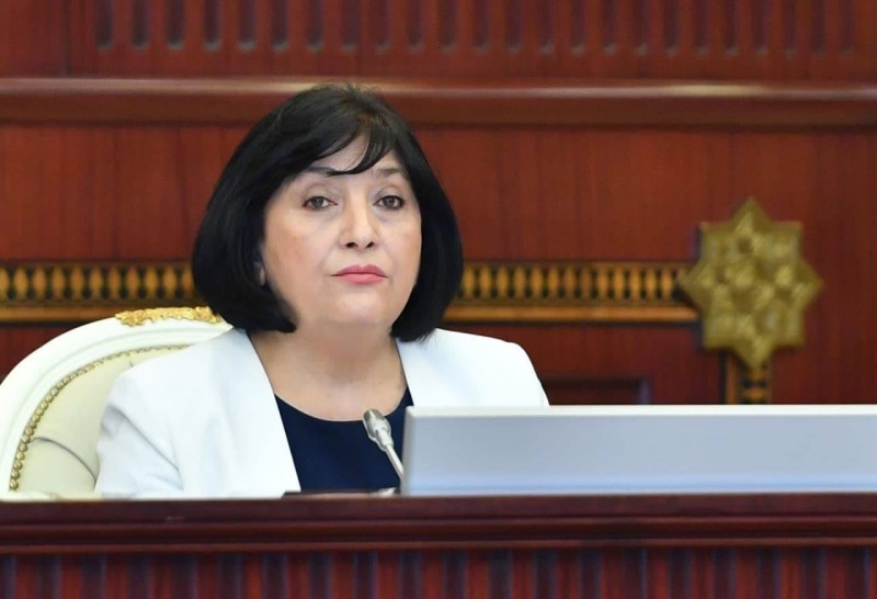 Sahibə Qafarovaya QDİƏTPA-nın şərəf medalı təqdim olunub